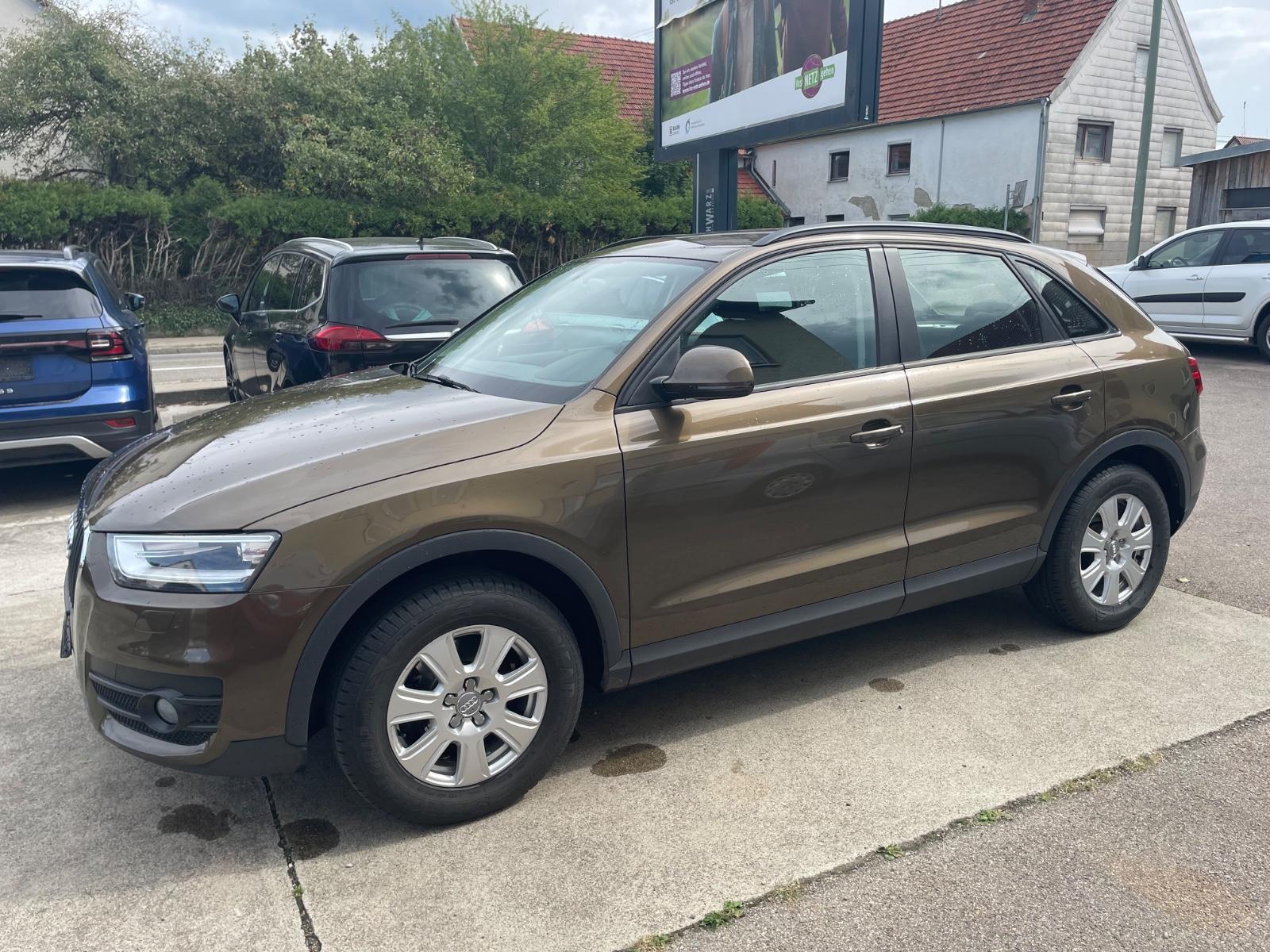Audi Q3 2.0 TDI.Xenon.8Alus.Klima.1Hand.AHK.