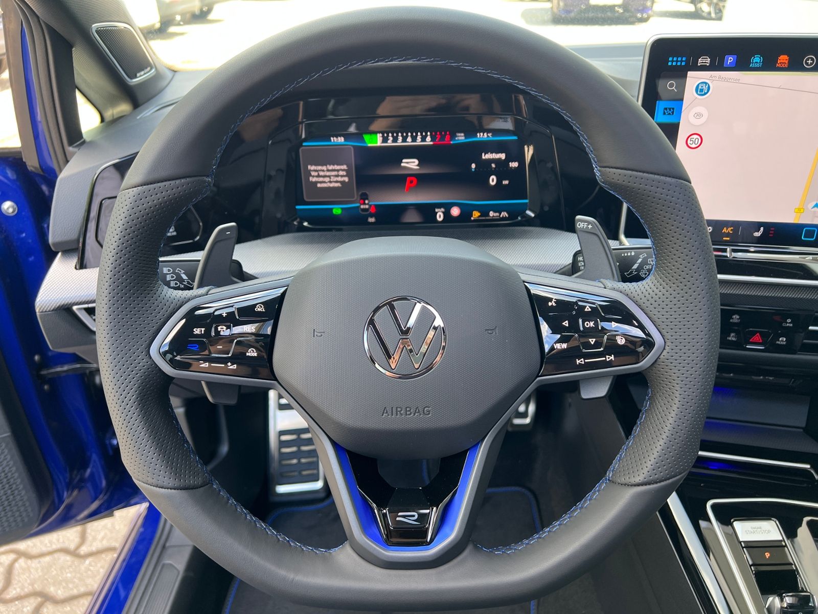 Fahrzeugabbildung Volkswagen Golf R 2.0 TSI DSG 4MOTION *R-Performance,Pano,H