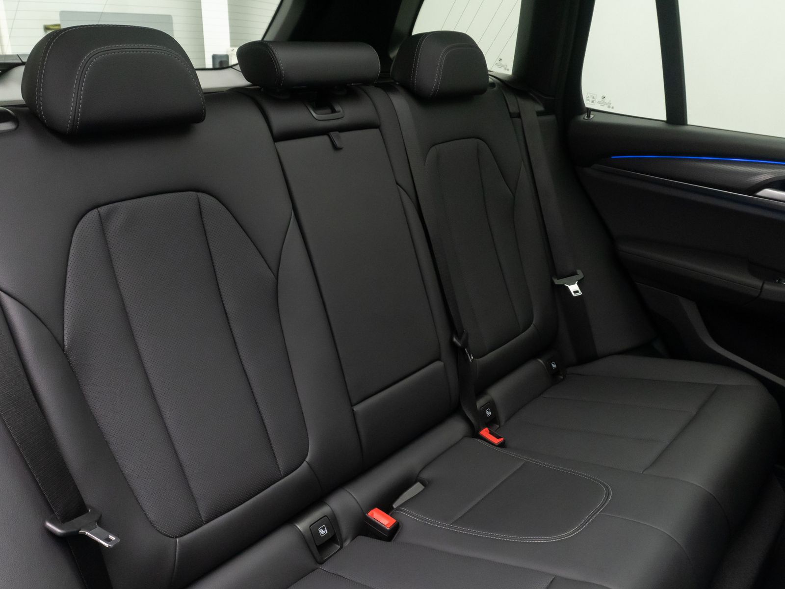 Fahrzeugabbildung BMW X3 xD20d M Sport Laser Pano Kamera HUD DAB HiFi