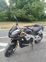 Aprilia Tuono V4 - Angebote entsprechen deinen Suchkriterien