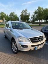 Mercedes-Benz ML 280 CDI 4MATIC -TÜV neu- 8Fach - AHK - graue Mercedes-Benz ML 280