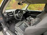 MINI Cooper S TÜV (10/27), scheckheftgepflegt, Navi - graue MINI MINI
