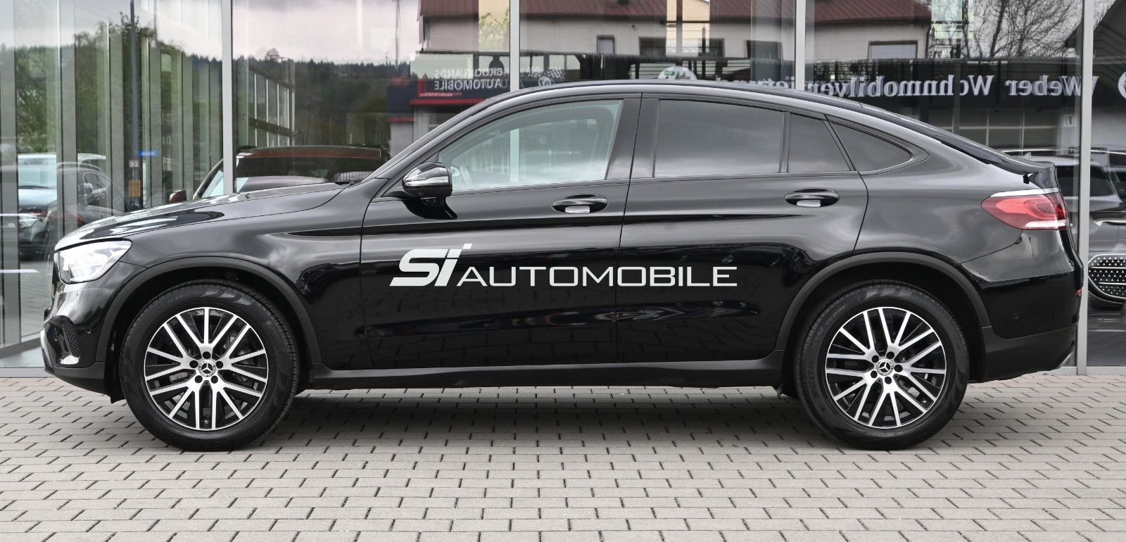 Fahrzeugabbildung Mercedes-Benz GLC 300 d 4M. Coupé NIGHT °ACC°AHK°360°STANDHEIZ
