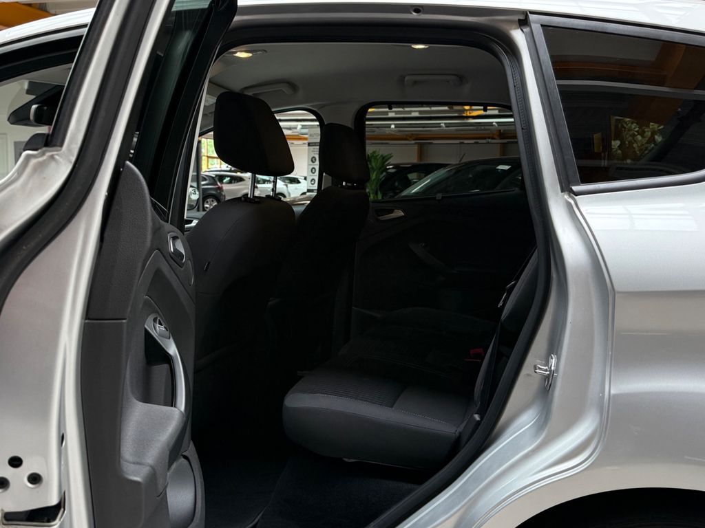 FORD C-Max Cool & Connect|Navi|AppleCar|SHZ|LHZ|Allwe FORD C-Max Cool & Connect|Navi|AppleCar|SHZ|LHZ|Allwe