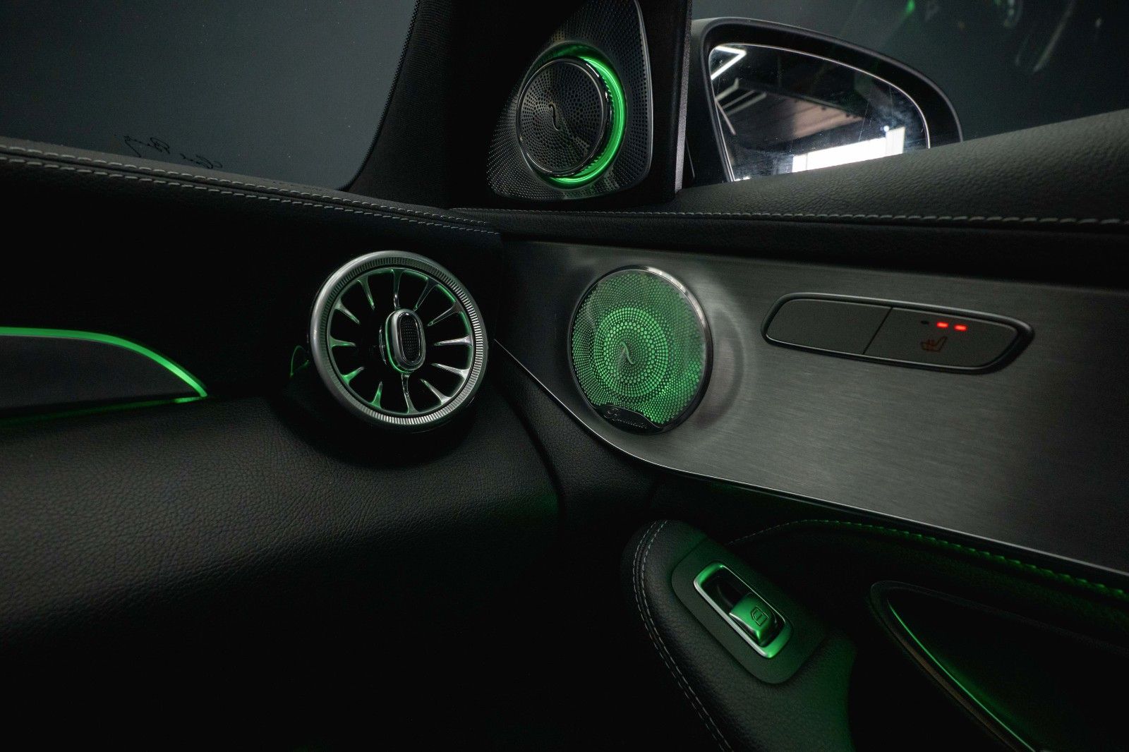 Fahrzeugabbildung Mercedes-Benz C 63 S T AMG Performance *Pano*Burmester*LED*