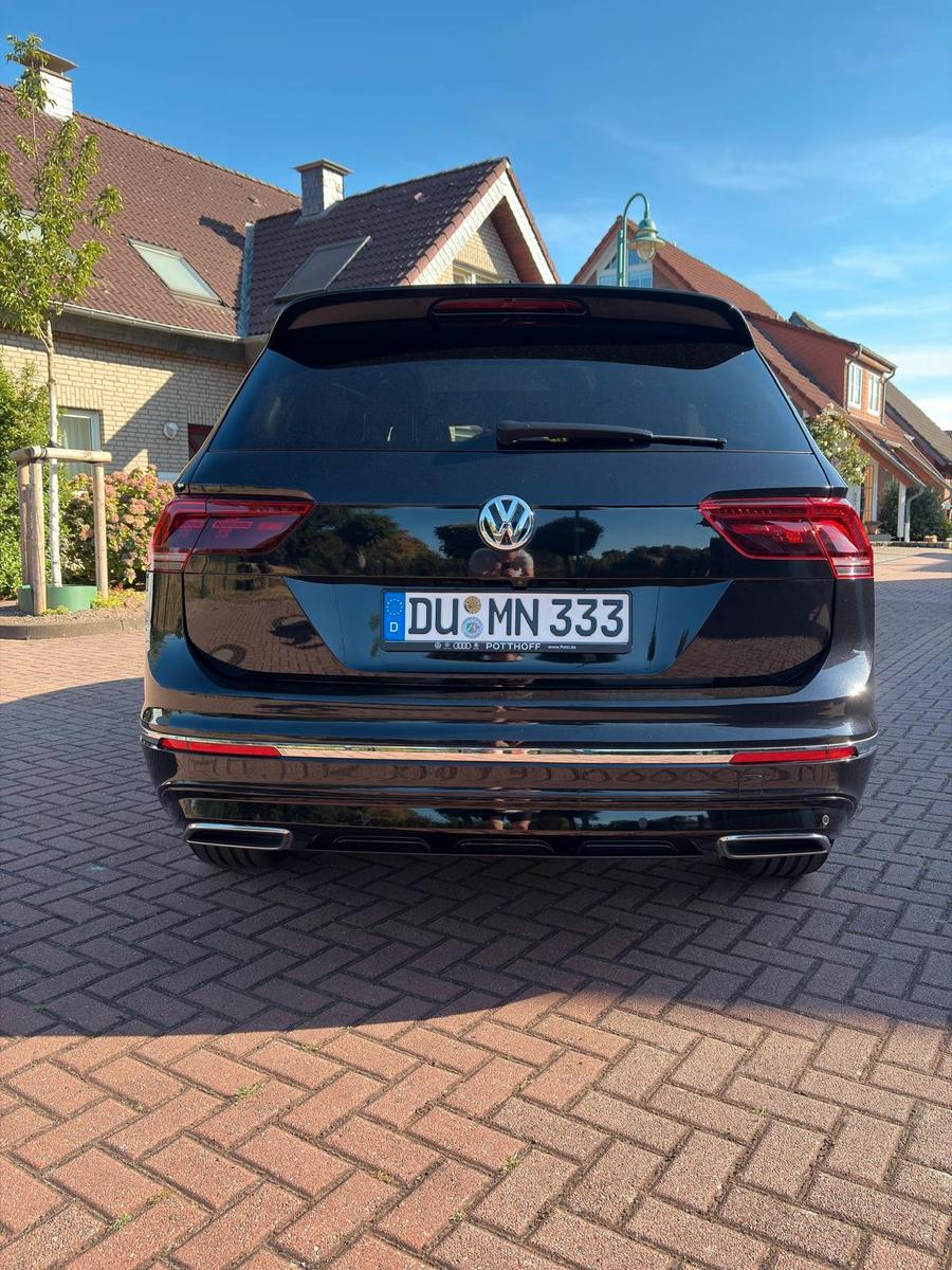 Volkswagen TIGUAN ALLSPACE / R-Line/ 240PS / PANO