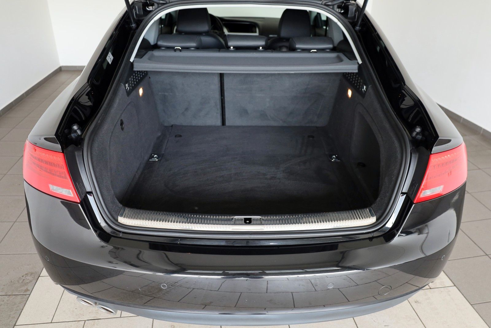 Fahrzeugabbildung Audi A5 Sportback 2.0 TDI T.Leder,Navi,Xenon,SH,PDC