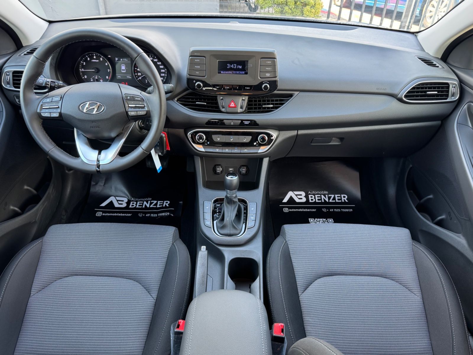Fahrzeugabbildung Hyundai i30 Select Mild-Hybrid/PDC/DAB/SHZ/KLIMA/TEMPOMA
