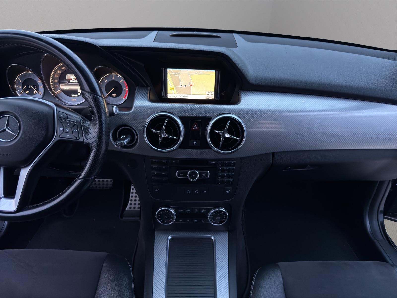 MERCEDES-BENZ GLK - 220 -170 CV - 4X4 - BVA