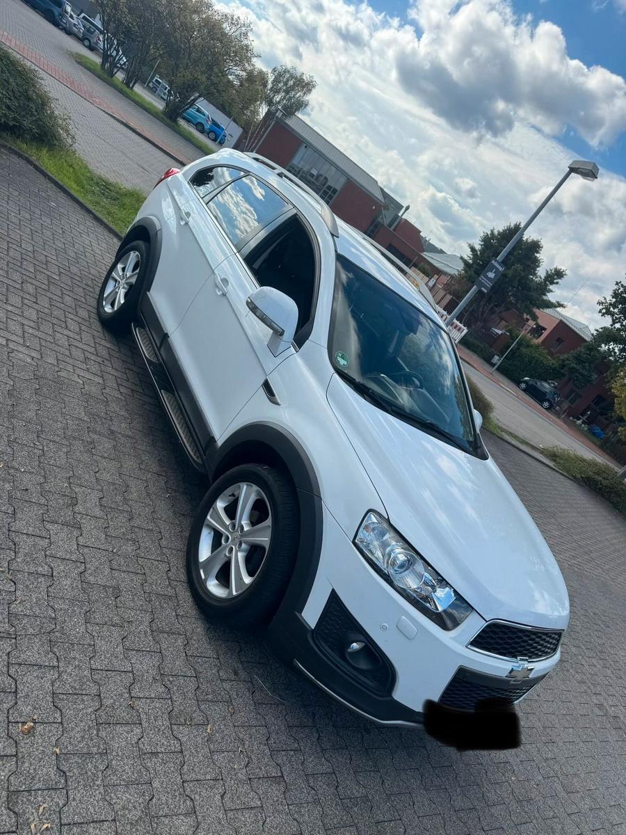 Chevrolet Captiva 2014 — вигляд ззаду