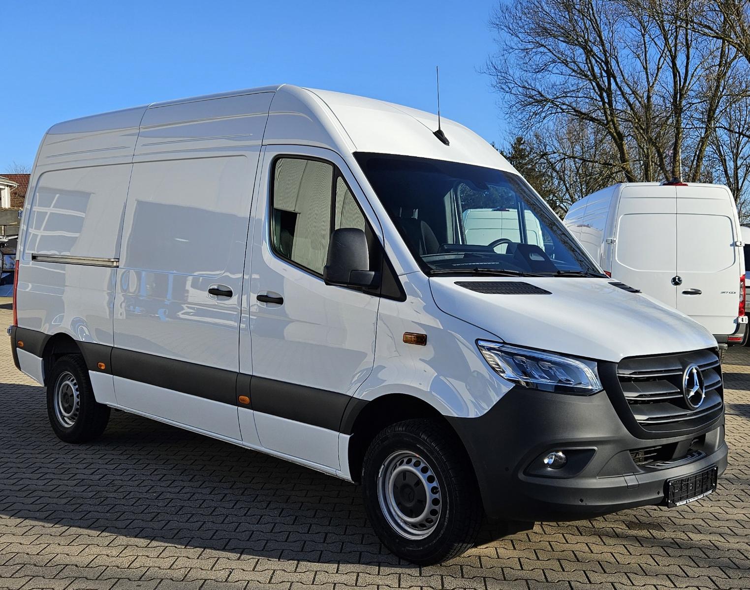 Mercedes-Benz Sprinter 317 Automatik LED Kamera Navi AHK3,5t