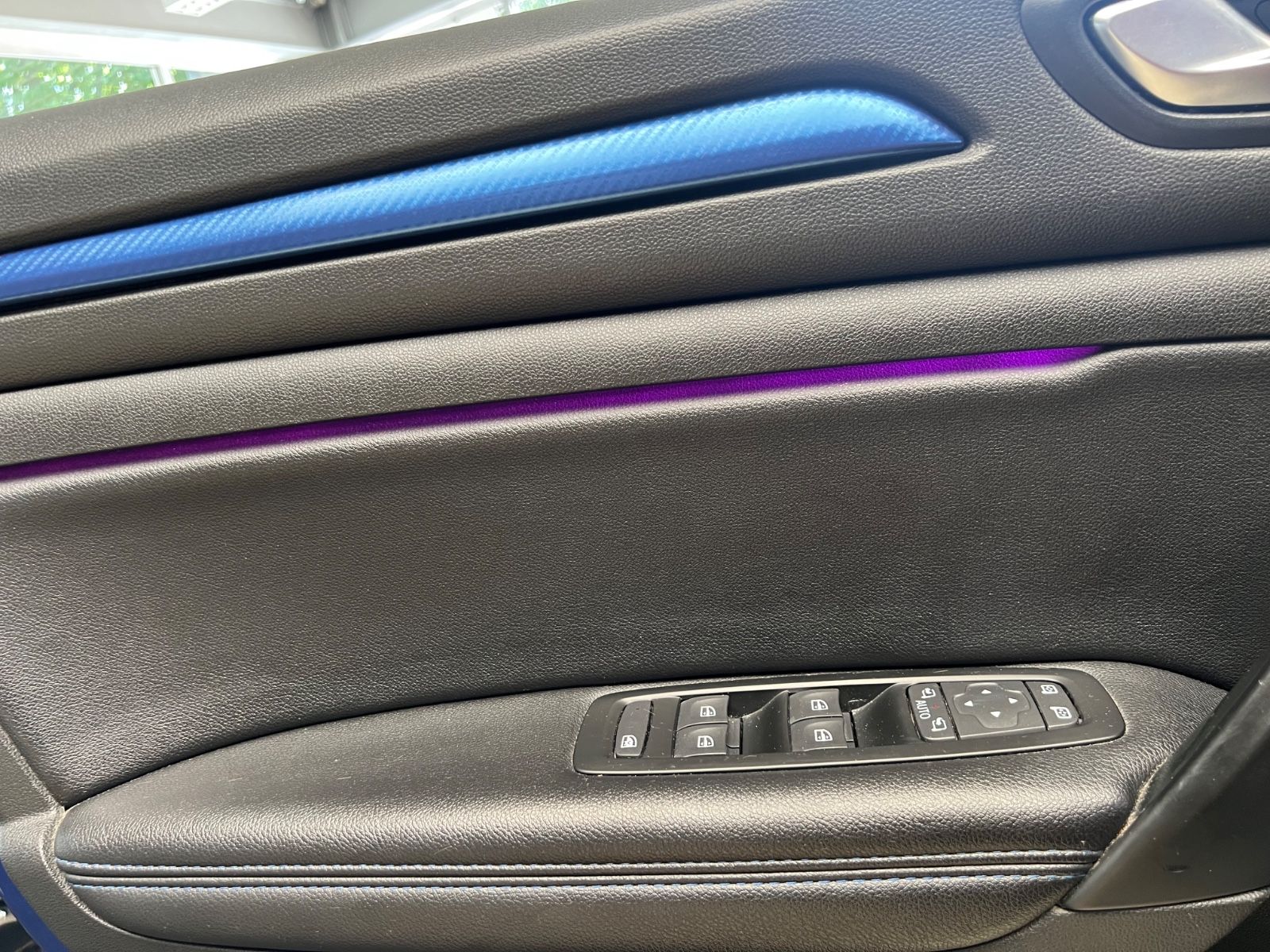 Fahrzeugabbildung Renault Megane IV Grandtour GT-Line *SCHALENSITZE*