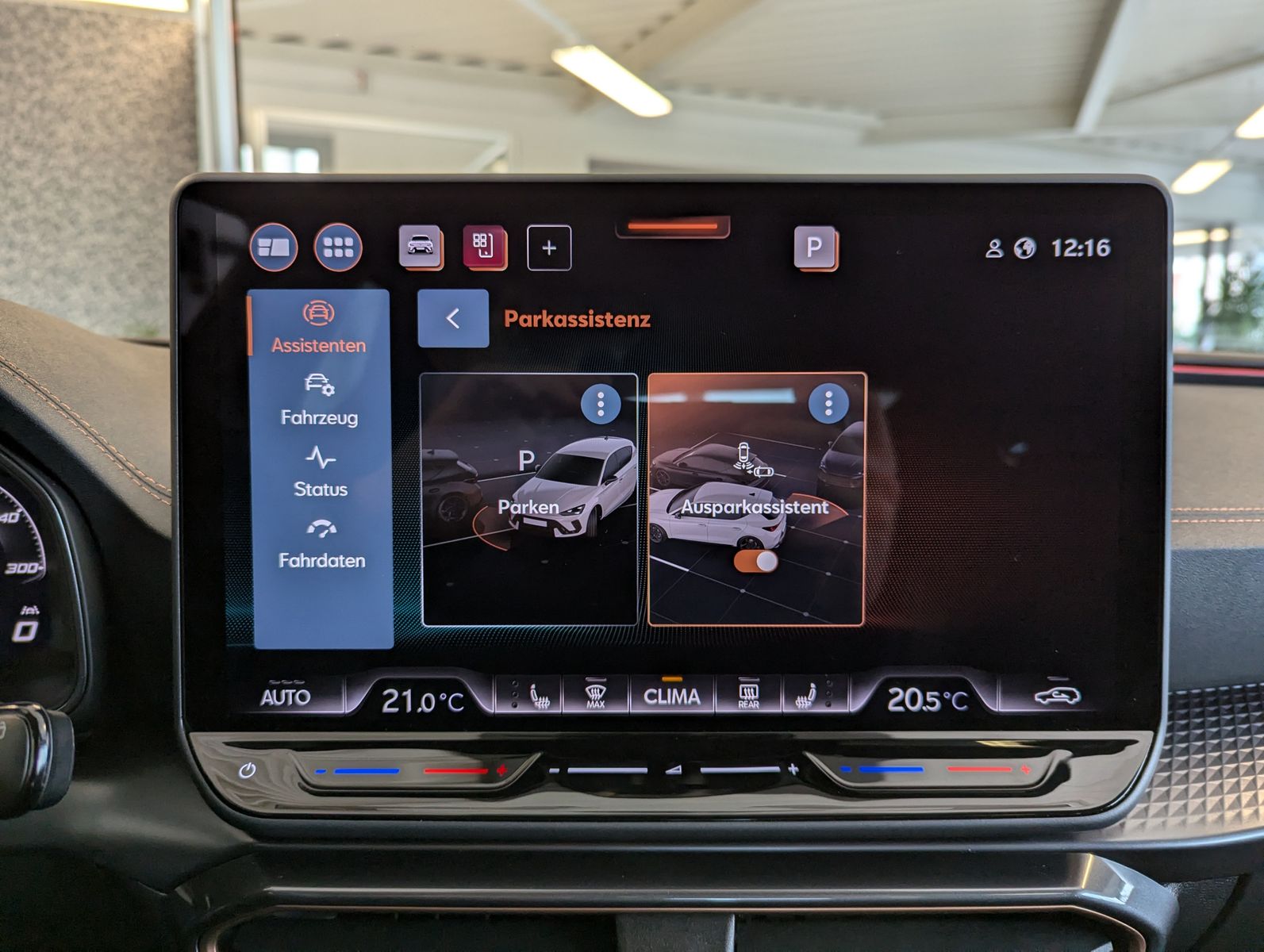 CUPRA Leon 1.5 eTSI Sennh. Matrix Pano Edge/Dynamic - Image 26