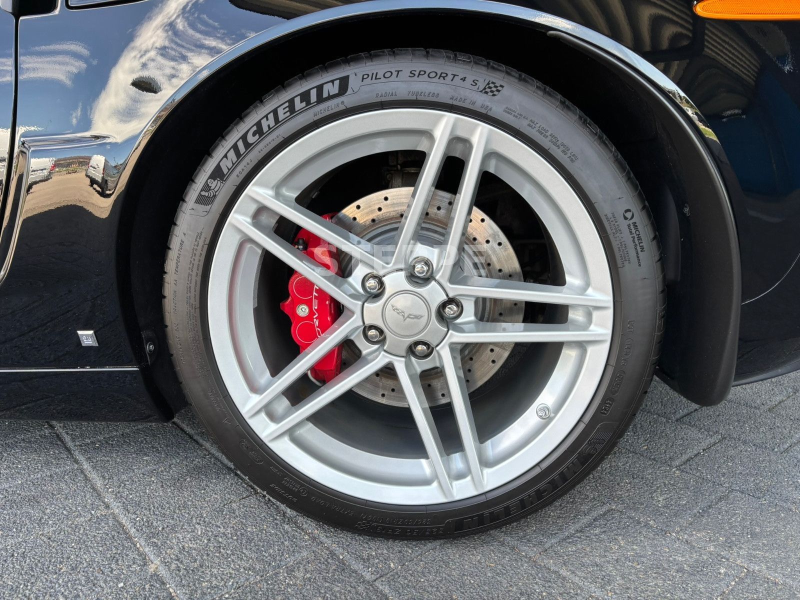Corvette C6 Z06 Coupe 7,0L V8 Europamodell Bestzustand