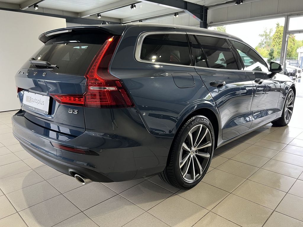 Volvo V60 B3 Momentum Pro BLIS Kamera LED WinterPro