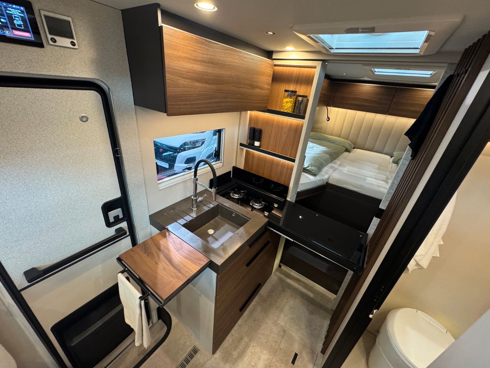 Fahrzeugabbildung Bürstner Signature SFT 7.0 NEUHEIT MODELL 2026!