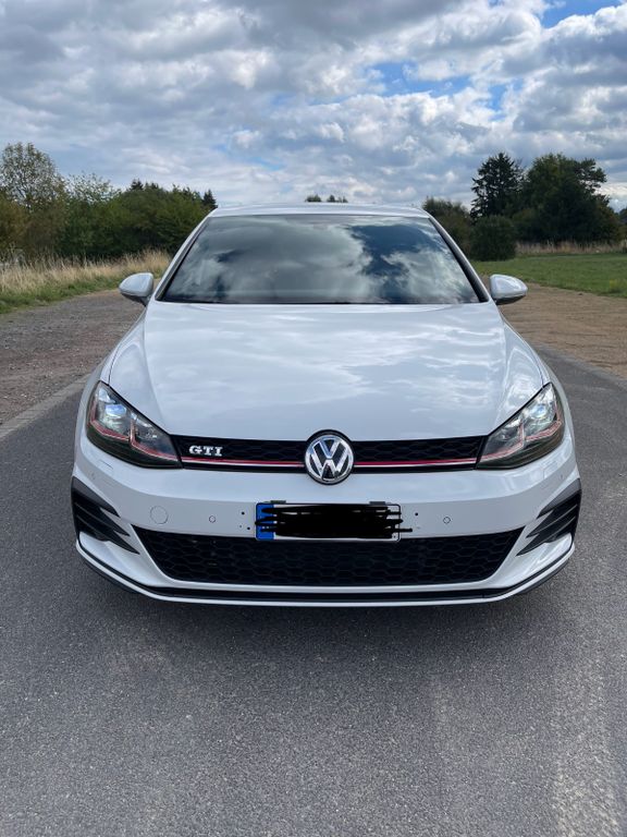 Image of Volkswagen Golf