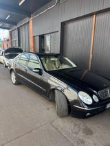Mercedes-Benz E320 CDI W211 R6 - Mercedes-Benz E 320 Gebrauchtwagen in Hamburg