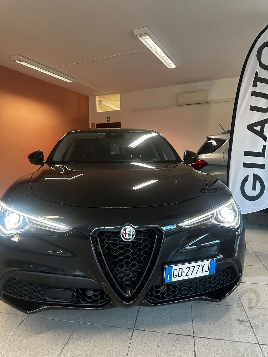 Alfa Romeo Stelvio 2.2 Turbodiesel 190 CV AT8 Q4