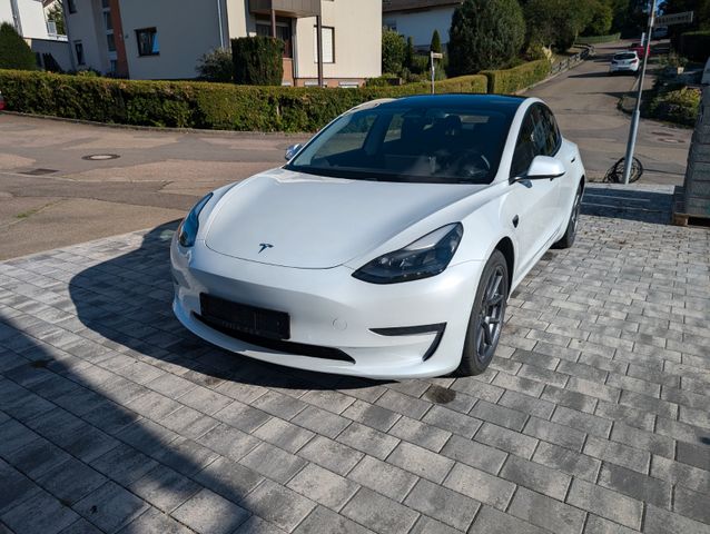 Tesla Model 3 Allradantrieb Long Range Anhängekupplung