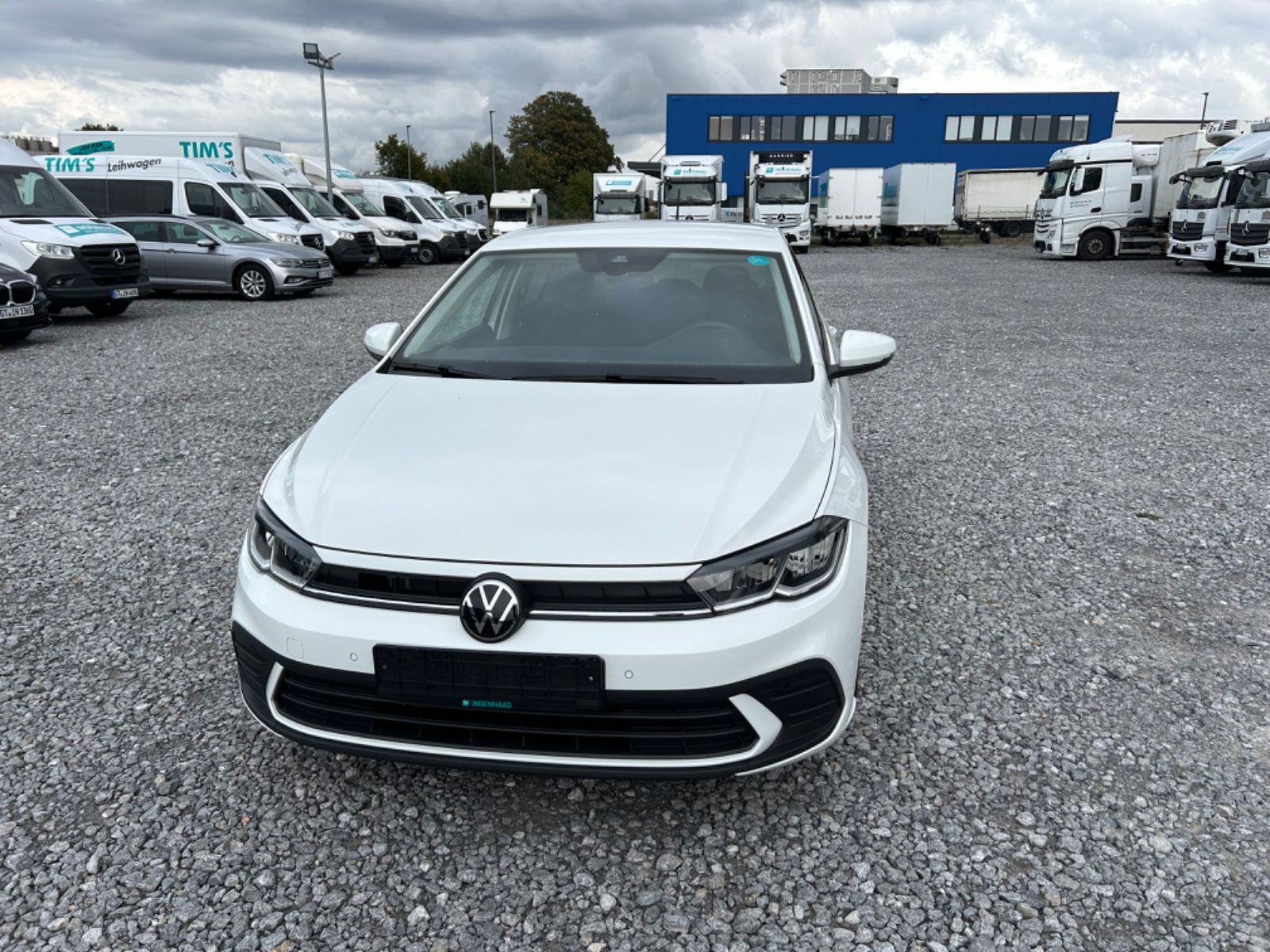 Fahrzeugabbildung Volkswagen Polo VI Move SHZ RFK Garantie