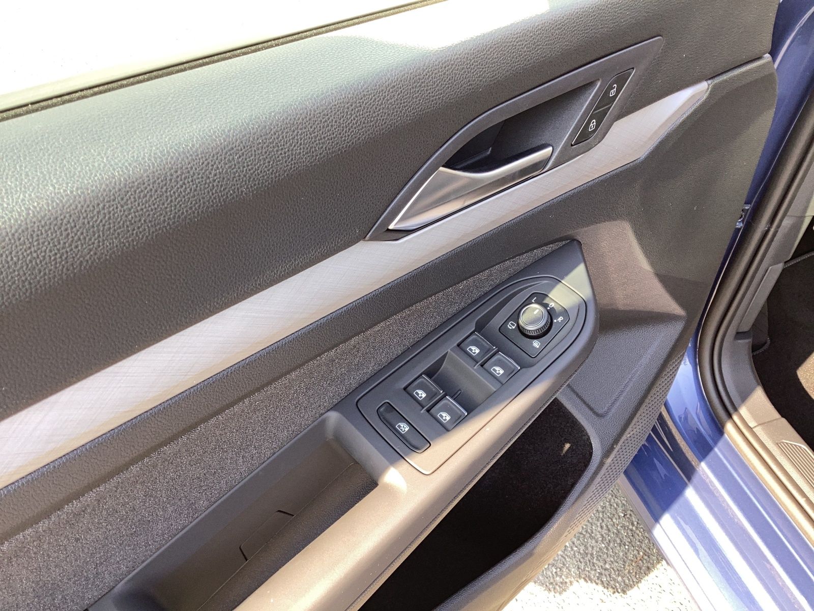 Fahrzeugabbildung Volkswagen Golf VIII Variant 2.0 TDI 85 kW Life