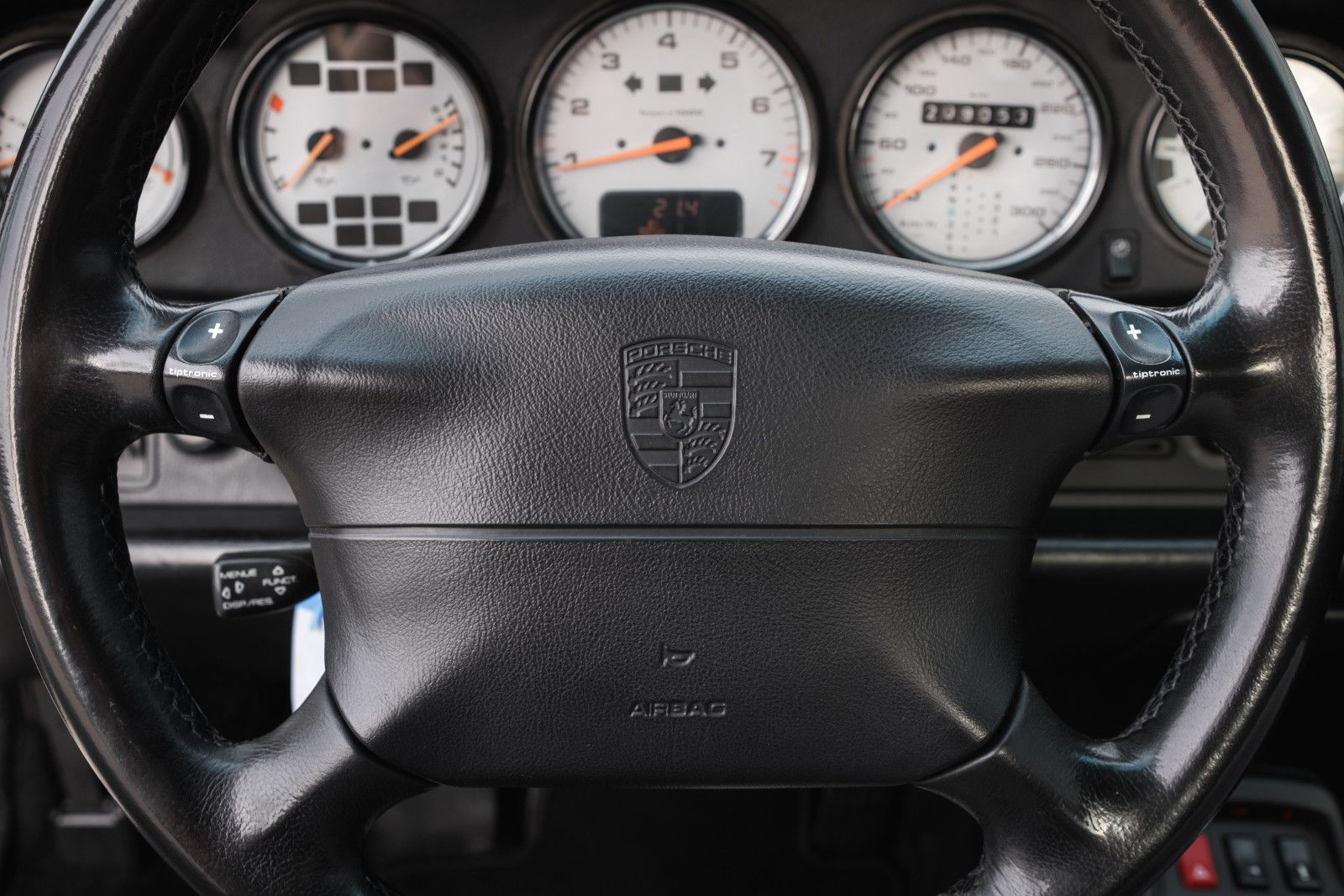 Fahrzeugabbildung Porsche 993/911 Carrera Coupé DAB-Tuner-Navigation