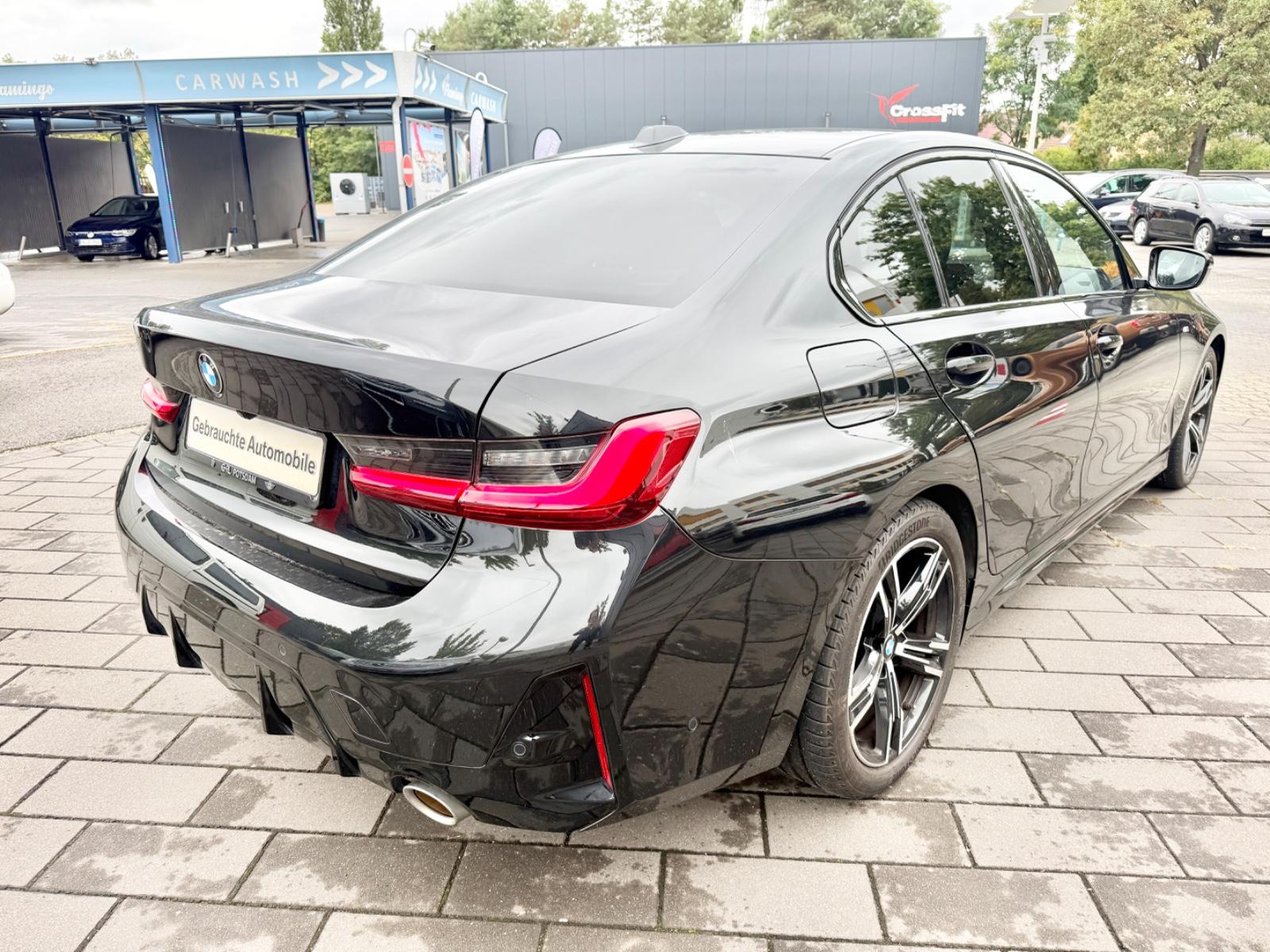 BMW 318i M SPORT