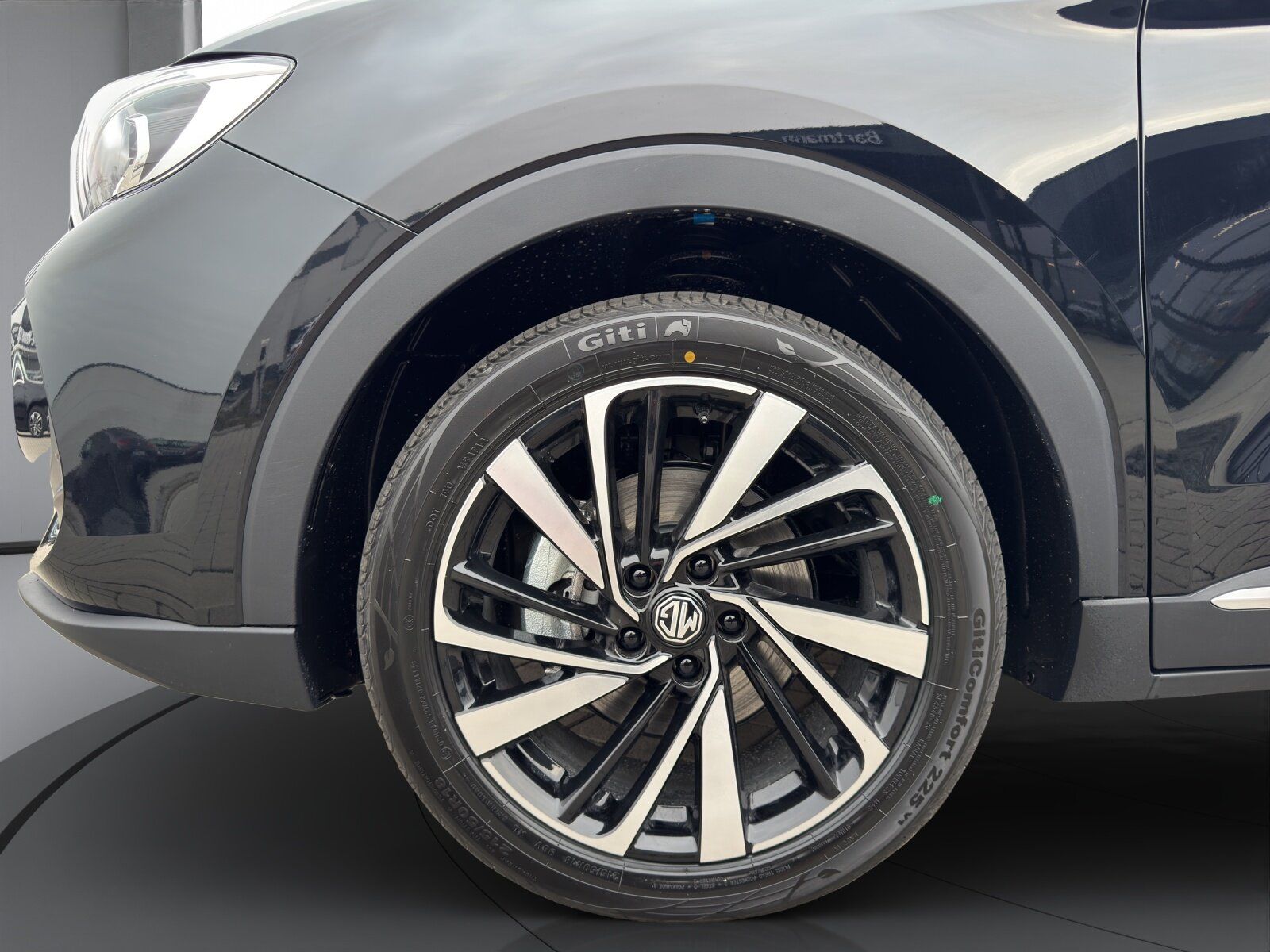 MG ZS - Bild 13