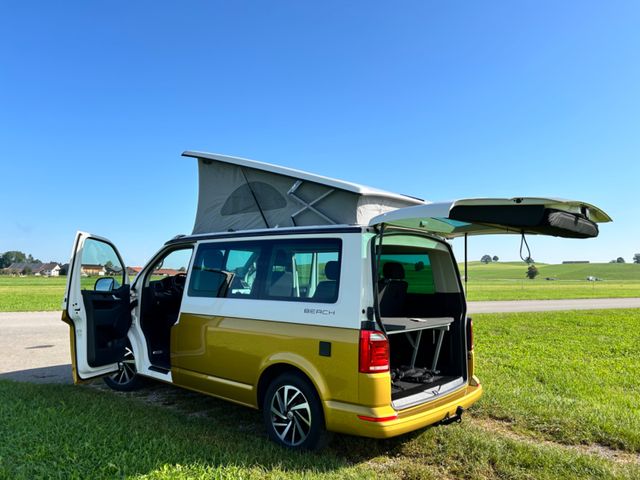 Volkswagen T6 California Beach mit Aufstelldach und Markise