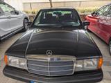 Mercedes-Benz 190e 2,6 H Kennzeichen 6 Zylinder  - Mercedes-Benz 190 aus 1993: 190e