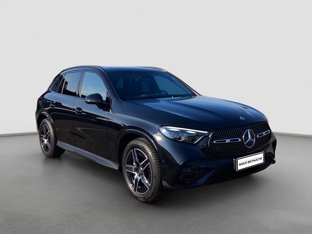 Fahrzeugabbildung Mercedes-Benz GLC 200 4MATIC AMGLine*NightPaket*Kamera*CarPLay
