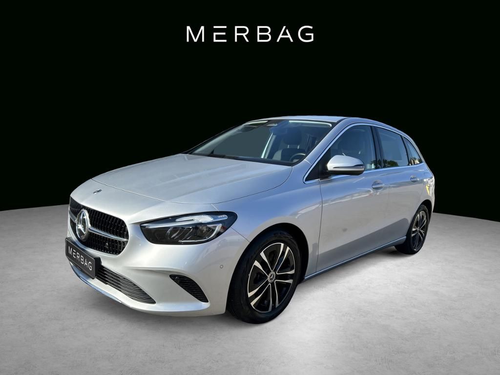 MERCEDES-BENZ B 180 AUT Kam. KlimaA LED LM Navi PDC ParkAss