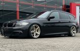 BMW 325d /E91/ M-Paket/ AHK  - BMW 325 aus 2009 mit Diesel-Antrieb: Kombi