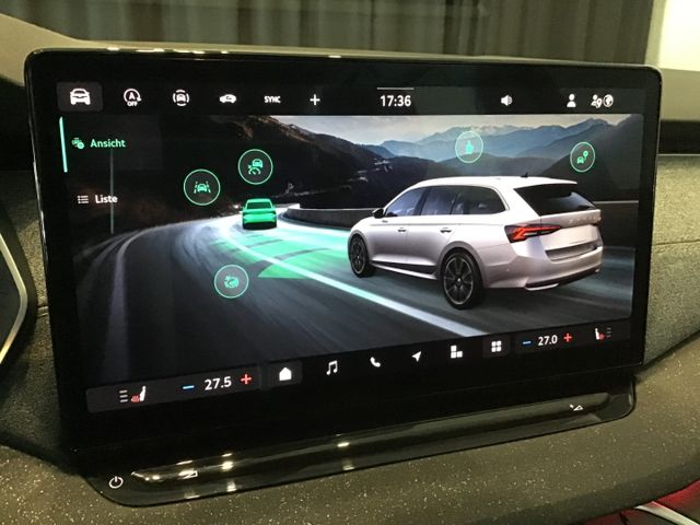 Fahrzeugabbildung Skoda Octavia Selection 2.0 TDI Combi DSG/Navi/ACC/RFK