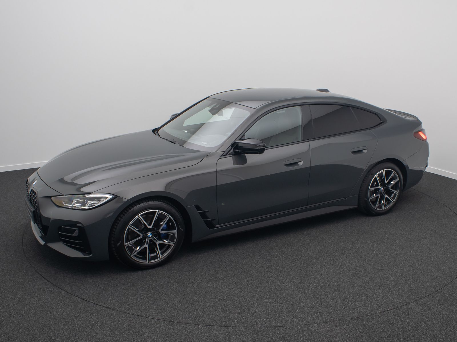 Fahrzeugabbildung BMW M440i xD Gran Coupé M Sport 360°H/K Komfort HUD