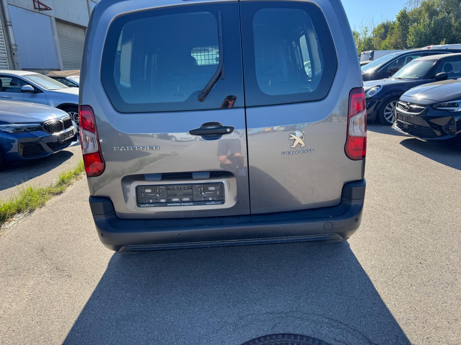 Peugeot Partner Premium L1 5 Stück Klima PDC Navi