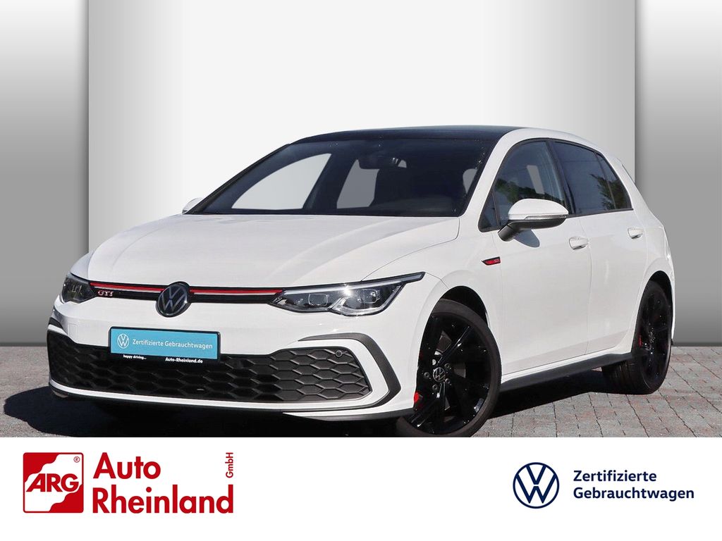 Volkswagen Golf — hlavná fotografia