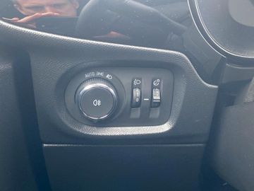 Bild 17 Opel Corsa F GS*LED*DAB*TOTWINKEL*SHZ*LENKR-HZ*KAMERA