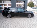 Skoda Superb Combi 2.0 TSI 266PS 4x4  Matrix Pano AHK - Skoda Superb mit Benzin-Antrieb: Kombi