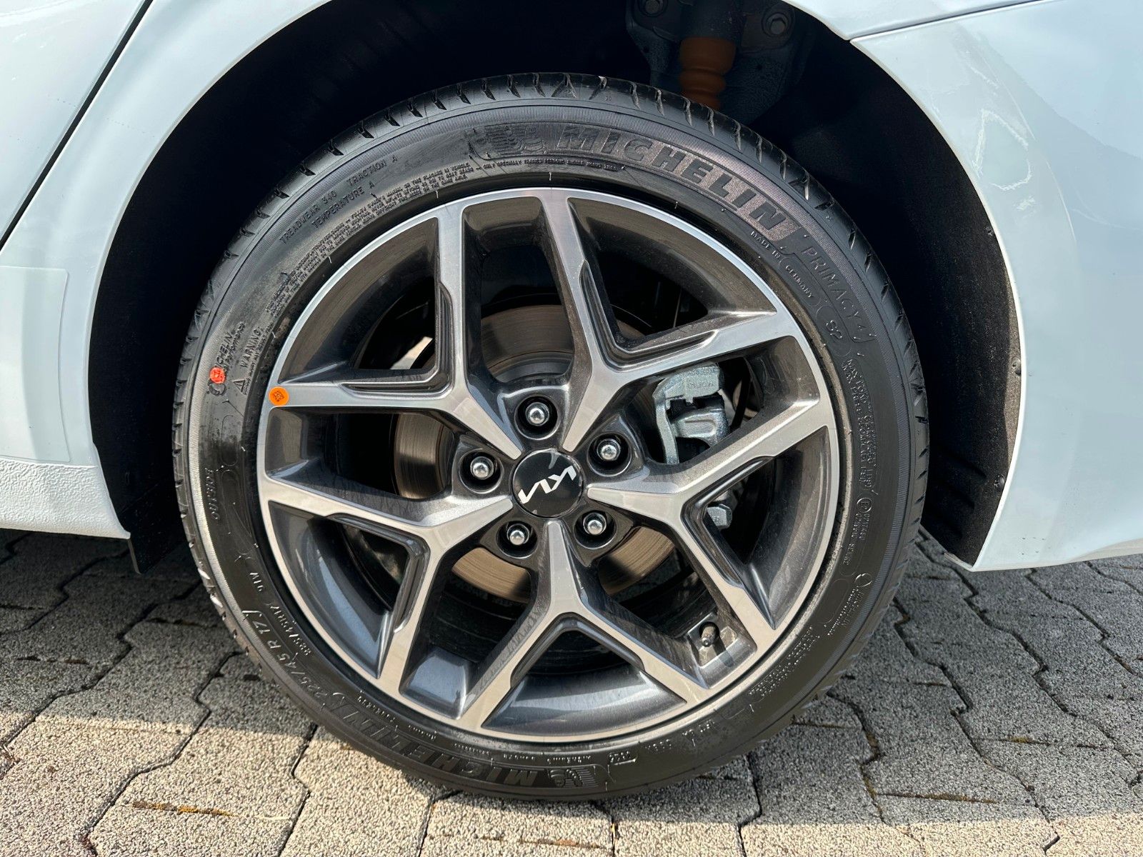 Fahrzeugabbildung Kia cee'd Sportswagon 1,5T-GDI AT Ultimat Style
