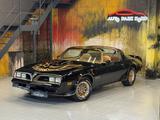Pontiac Trans Am Y88 Special Edition (1978) - Pontiac Trans Am mit Benzin-Antrieb