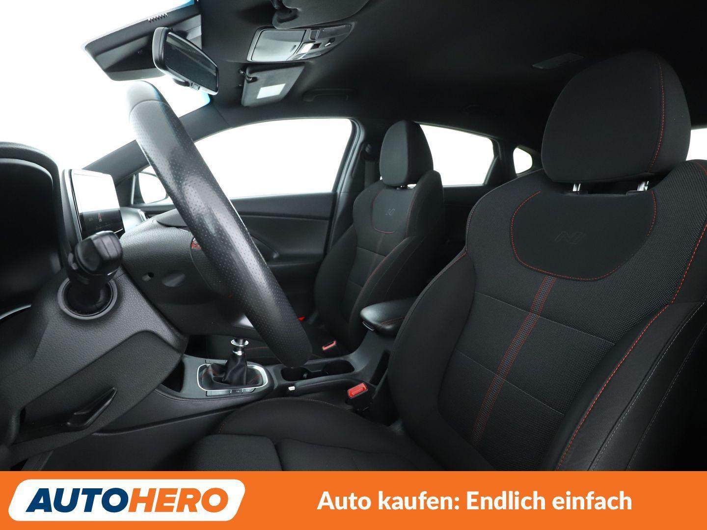 Hyundai i30 Fastback 1.5 T-GDI Mild-Hybrid N Line*NAVI*, миниатюра 9