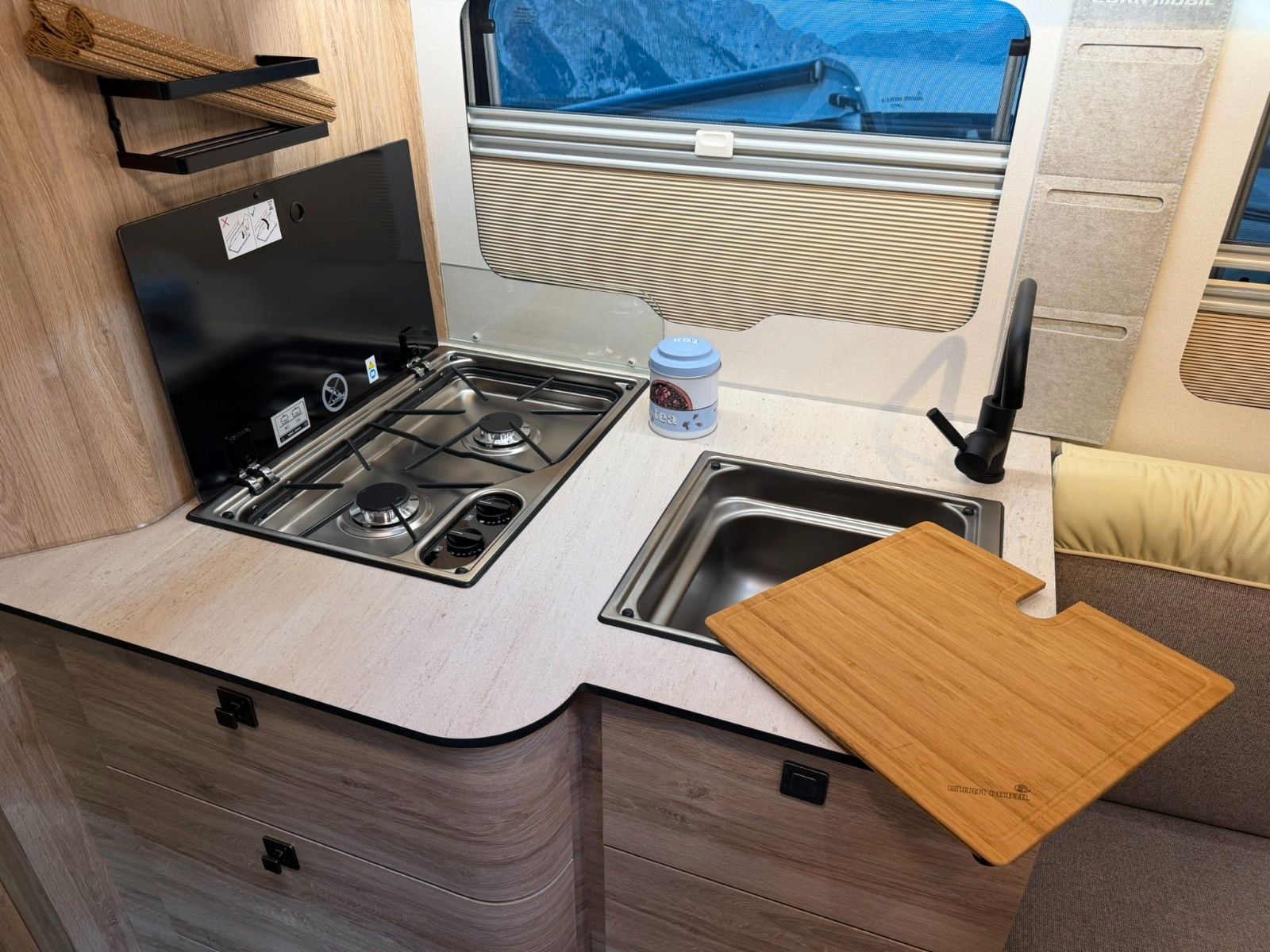 Fahrzeugabbildung Eura Mobil Profila T 720 EF ONYX SONDERMODELL MESSE