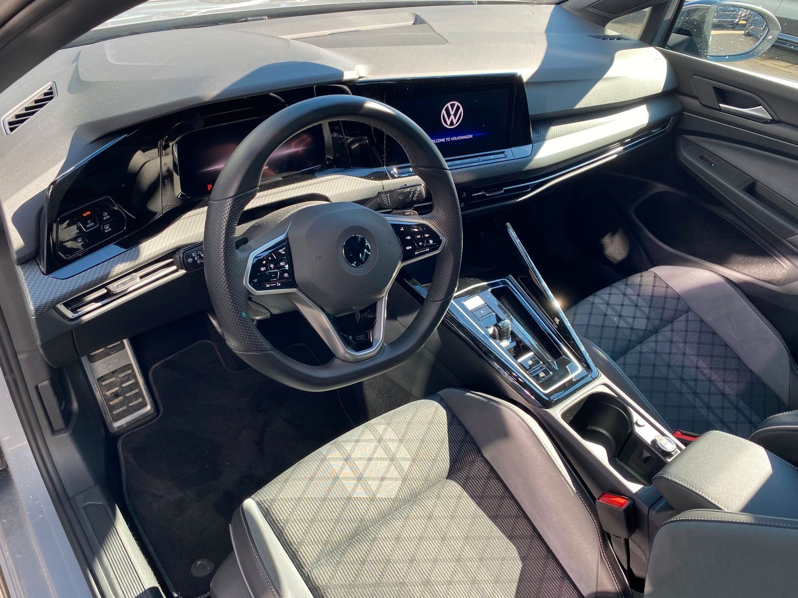 Volkswagen Golf - Bild 9