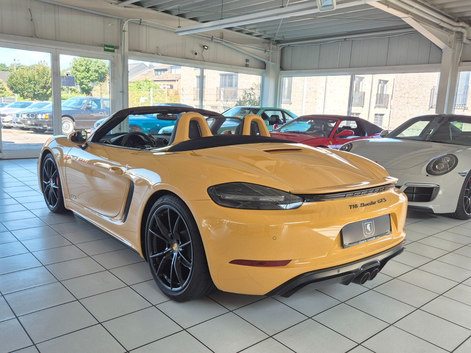 Fahrzeugabbildung Porsche Boxster GTS/Weltweites Farbunikat/Approved 2028