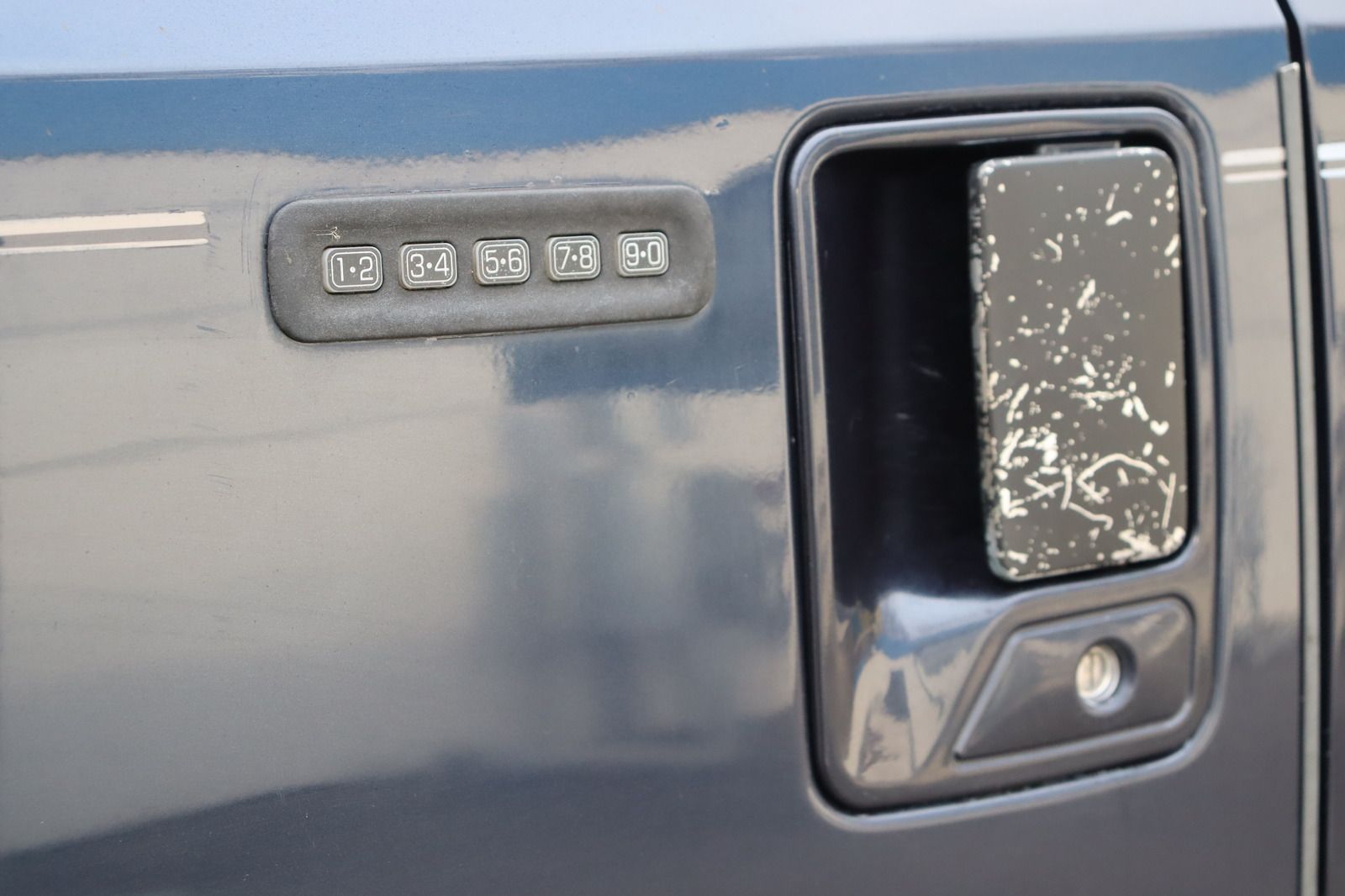 Fahrzeugabbildung Ford Excursion * HU/AU 02.26 * Sitzhzg. * Rückfahrk.