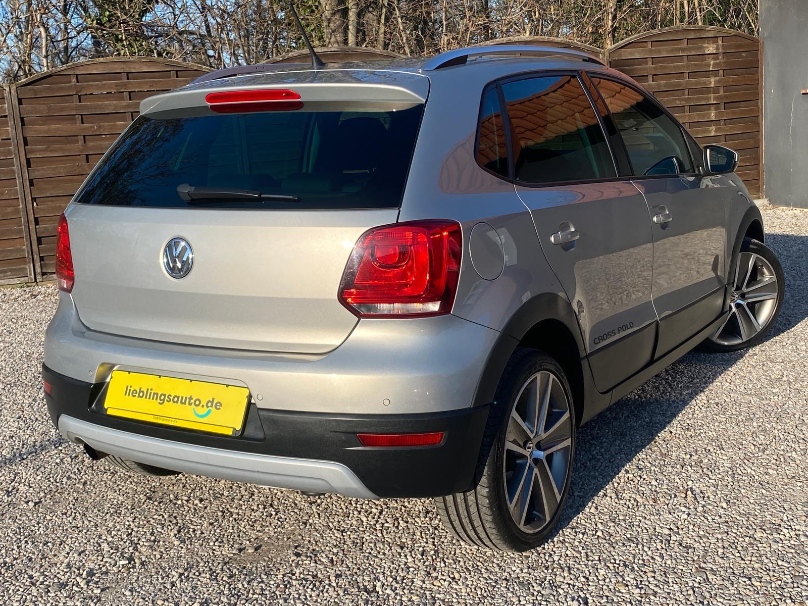 Volkswagen Polo 1.2 TSI CrossPolo Parkhilfe Tempomat SHZ