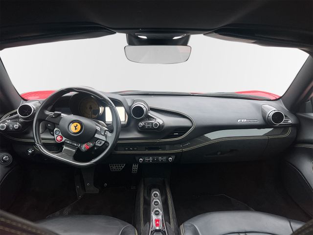 FERRARI F8 – Bild 9