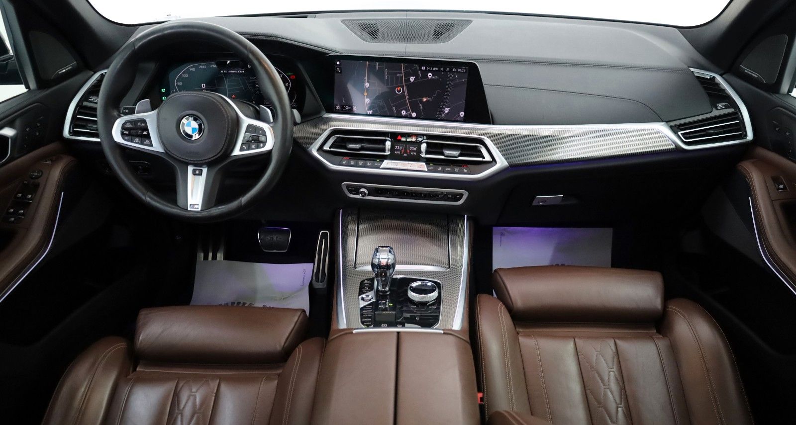 Fahrzeugabbildung BMW X5 M50 d,Panorama,Laser,Soft-Close,HUD, Air-Pak.